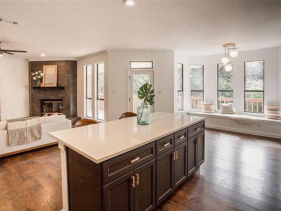 5th image of 10655 Floral Park Dr