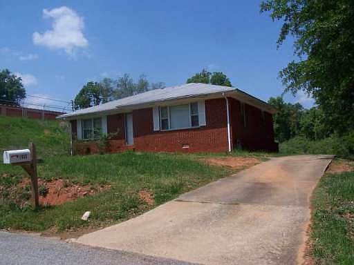 2nd image of 1655 Meadowlark Ln