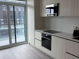 110 Broadway Ave #2027, Toronto, ON M4P 1V7