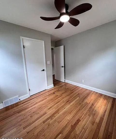 3936 Albany St — Photo 19