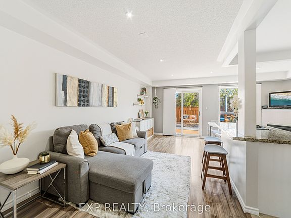 5th image of 4368 Fairview St