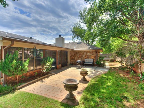 5th image of 6105 Sudbury Dr