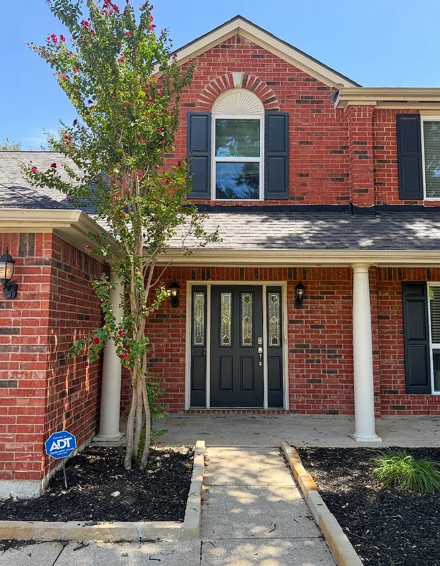 4 bed, 2150 sqft, $3,200 — Photo 3