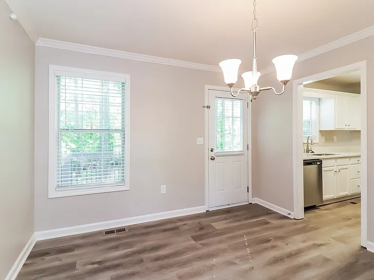 15 Pine Oak Cir — Photo 7