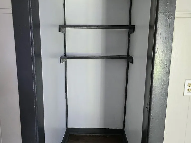 613 Monroe Ave #C — Photo 5