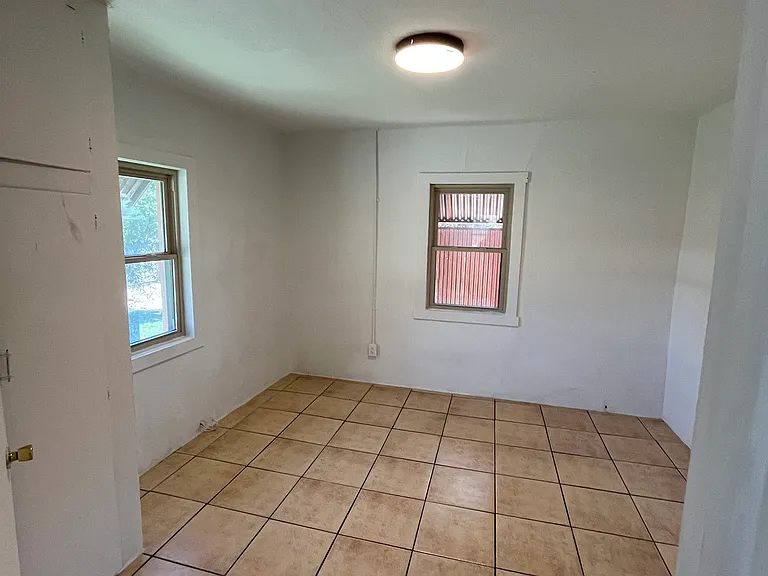 1426 W Delaware St #1 — Photo 10