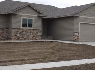 700 S 5th St, Brandon, SD 57005