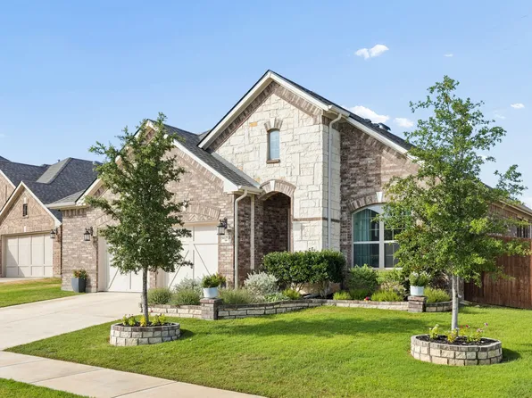 14713 Spitfire Trl, Roanoke, TX 76262