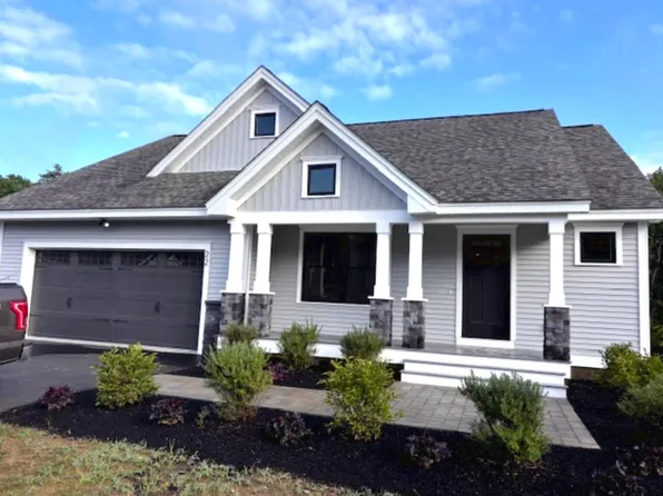 22 Edgewater Drive, Brentwood, NH 03833