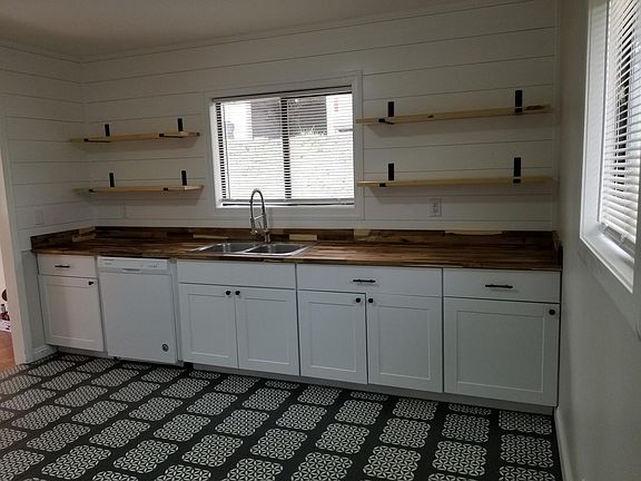 5th image of 5504 5th St APT 1