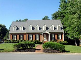 417 Meadowood Dr, Burlington, NC 27215