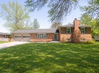 2207 Bushnell Dr, Columbia, MO 65201