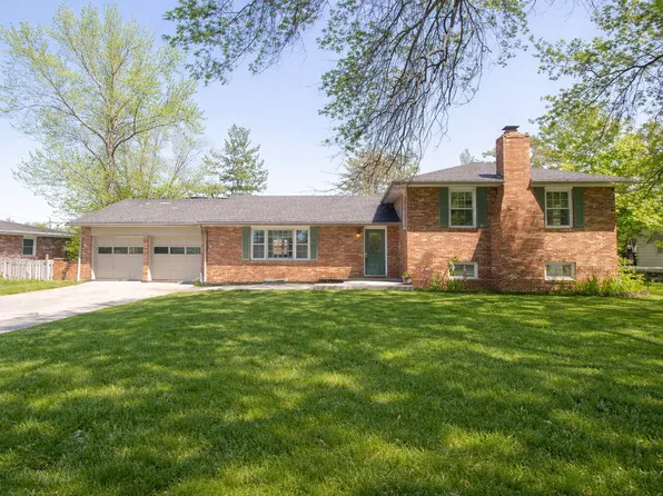 2207 Bushnell Dr, Columbia, MO 65201