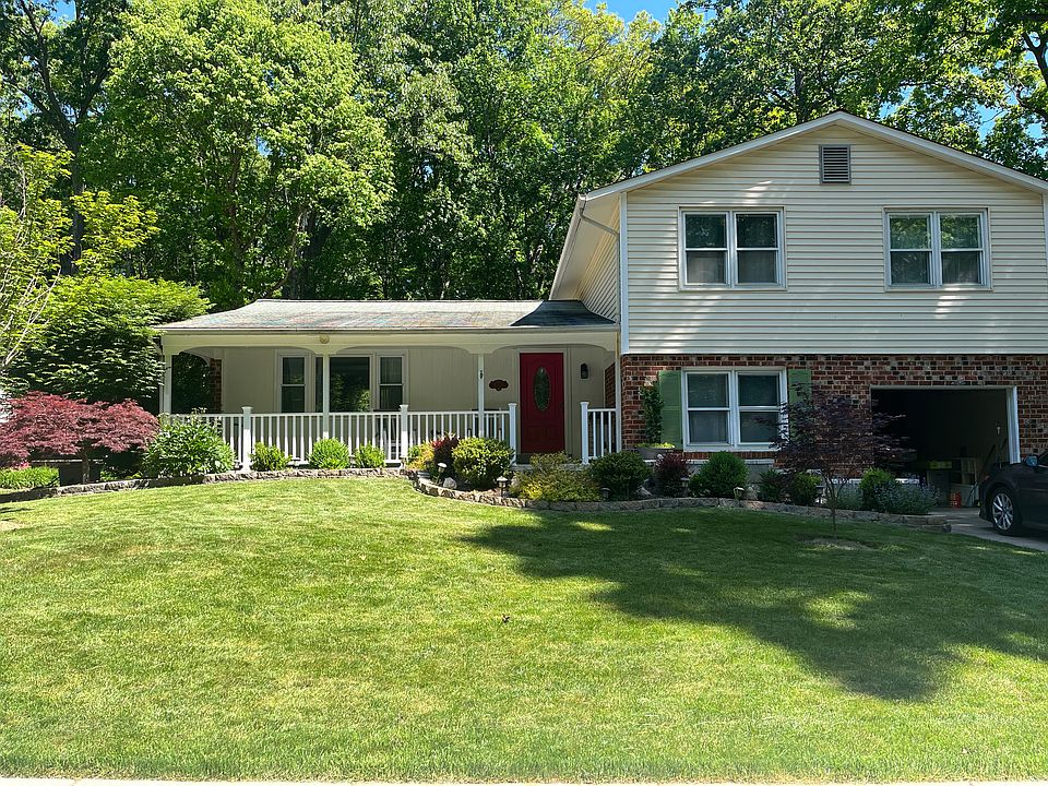 1st image of 10320 Collingham Dr