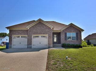 128 Mud Hen Dr, Shepherdsville, KY 40165