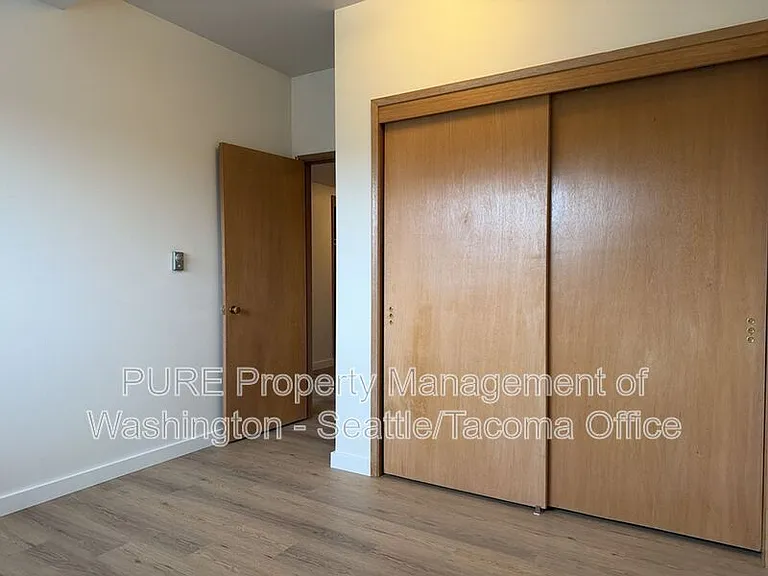 6609 SW Admiral Way — Photo 17