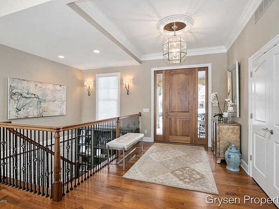 5th image of 5891 Yorkdale Ct SW
