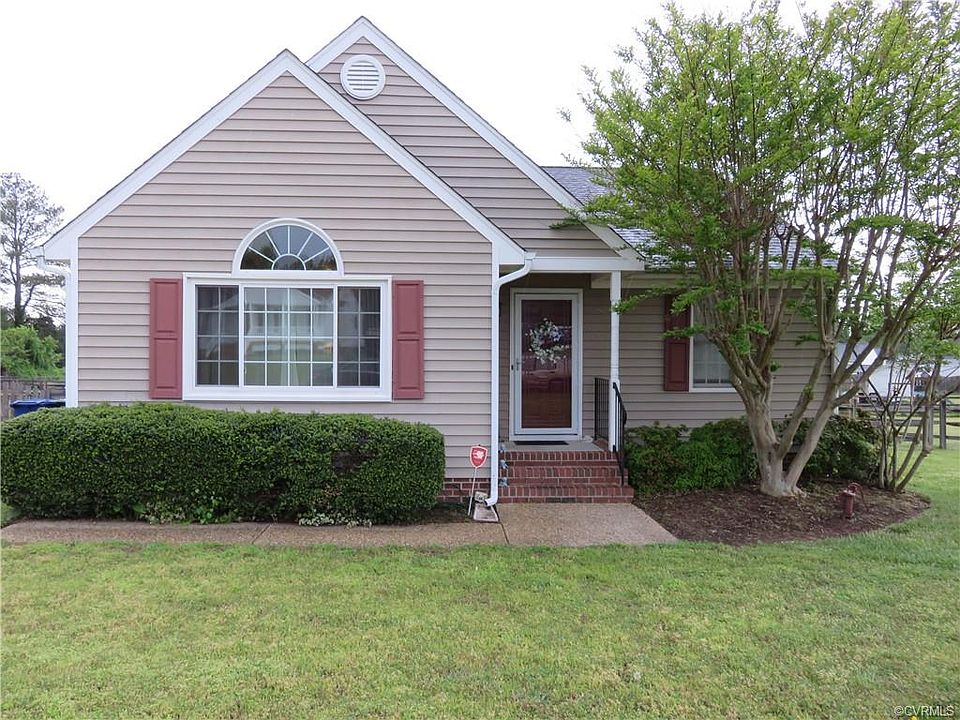 1st image of 7967 Baneberry Dr