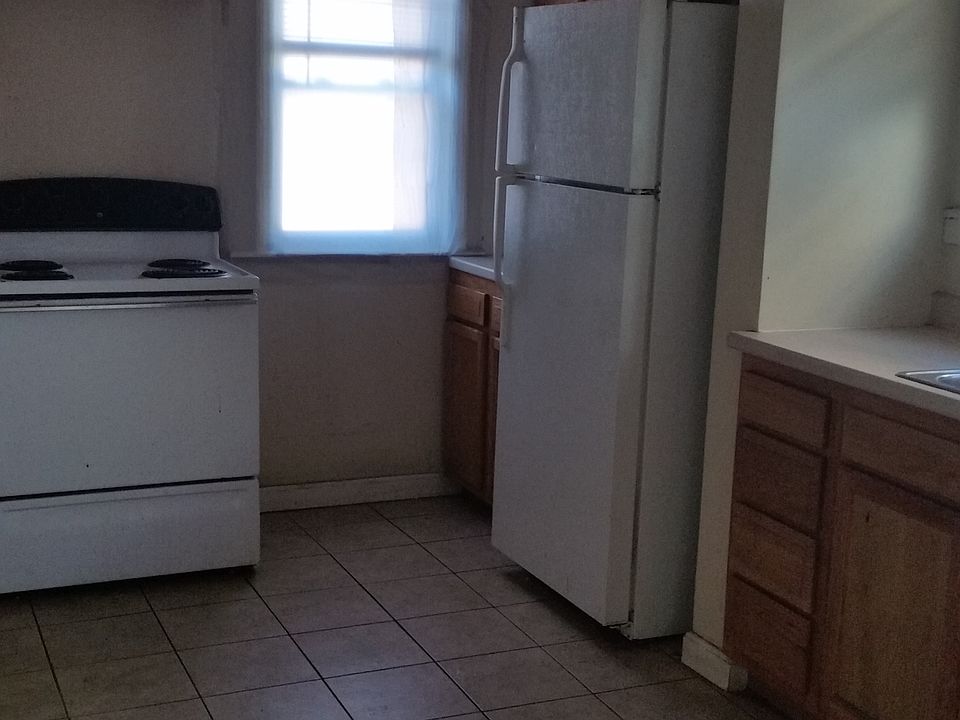 2nd image of 94 Rivers Ave #1ST
