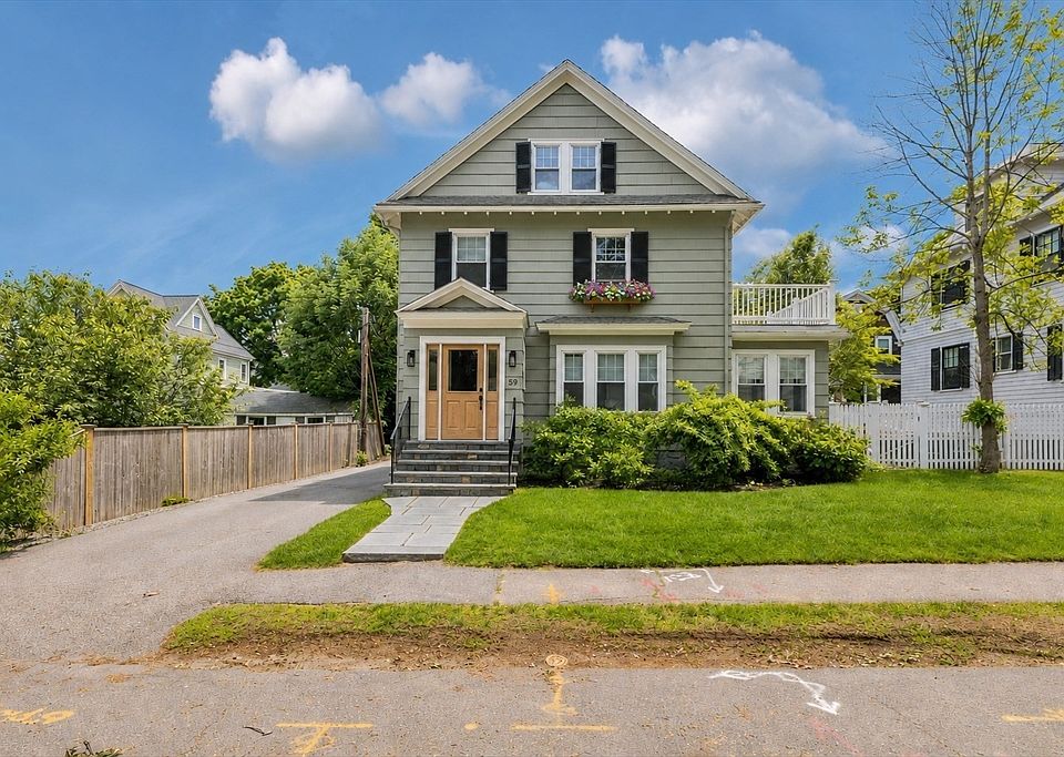 1st image of 59 Crest St