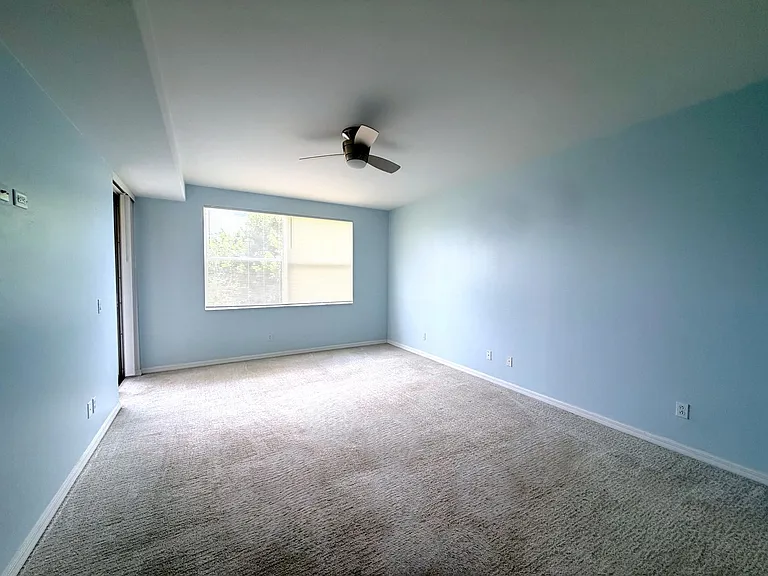 4013 Palm Tree Blvd #301 — Photo 23