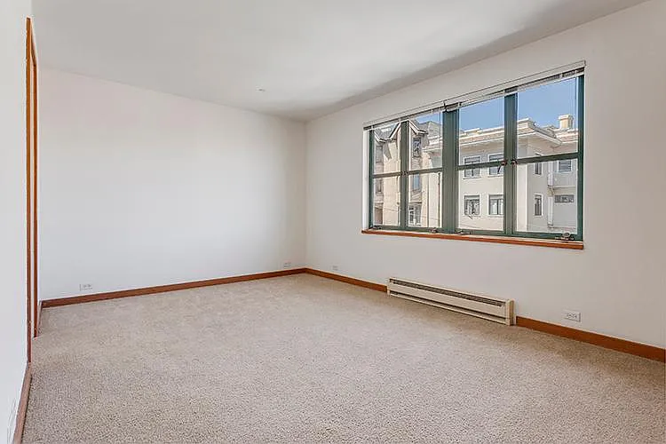1059 Union St — Photo 10