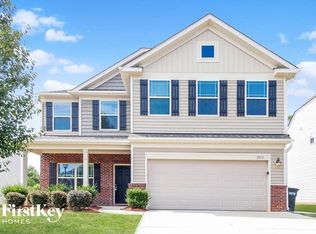 2752 Chari Park Ln, Walkertown, NC 27051