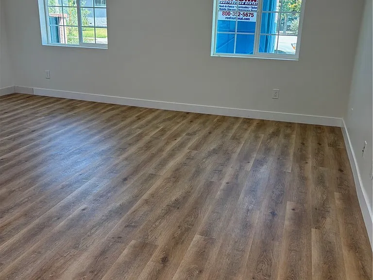 8235 Alameda St — Photo 2