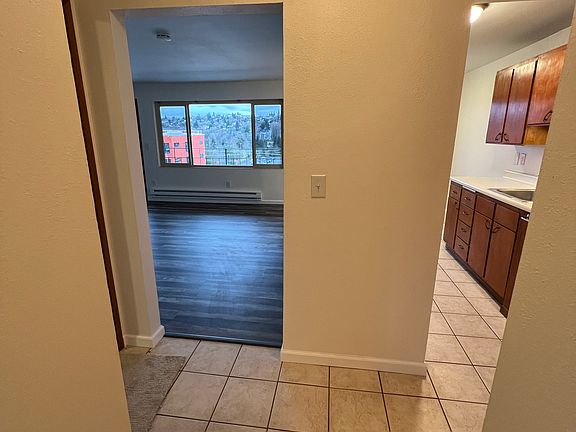 3rd image of 21-2633 14th Ave W #21
