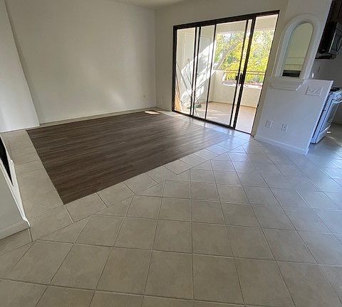 5th image of 13328 Caminito Ciera