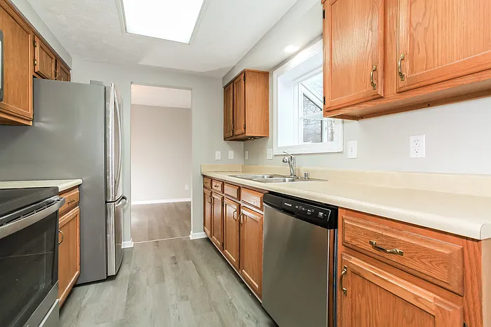 4980 Riverwatch Dr — Photo 5