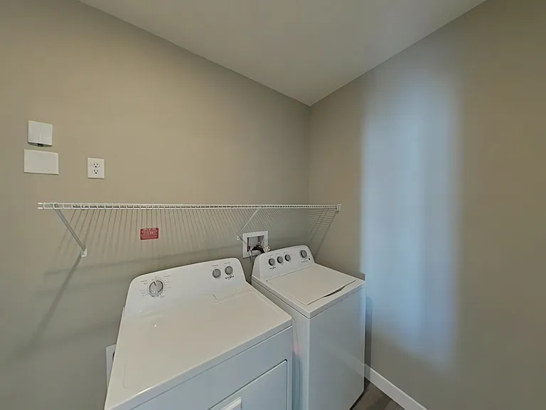 Allure Apartments — Photo 55