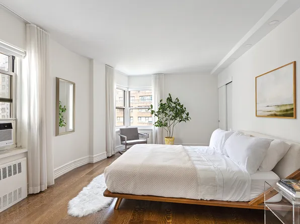 430 East 56th Street 11B image 6 of 7