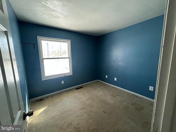 5th image of 12609 Wesley Dr