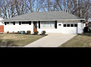 614 Ridge Rd, Lebanon, OH 45036