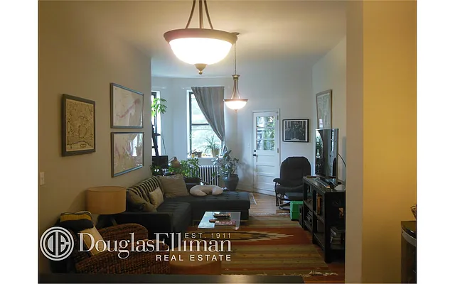 Rented by Douglas Elliman | media 27