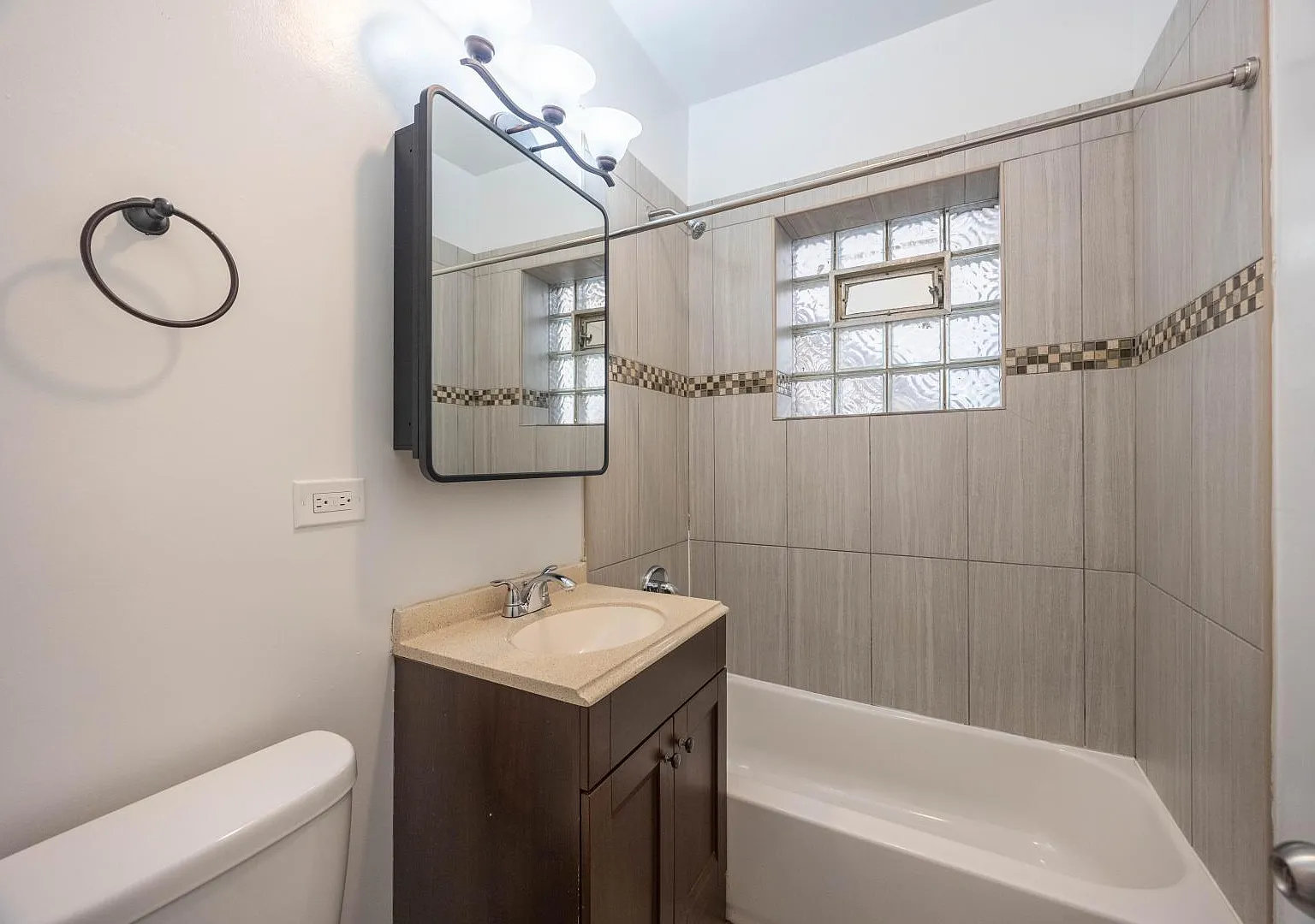 3753 West Sunnyside Avenue #1 — Photo 3