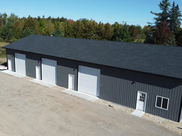 8510 N Dahlia St, Cheboygan, MI 49721