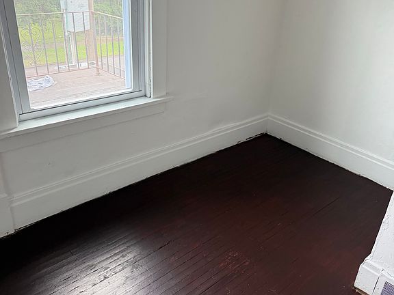 5th image of 844 Northland Ave
