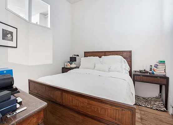 Rented by Warburg | media 19