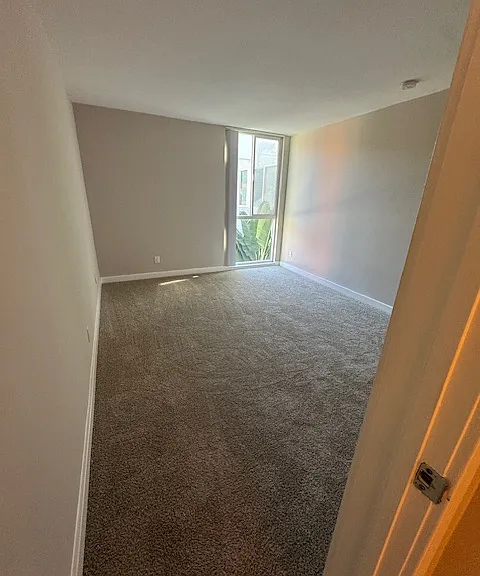 Park East Apartments — Photo 10