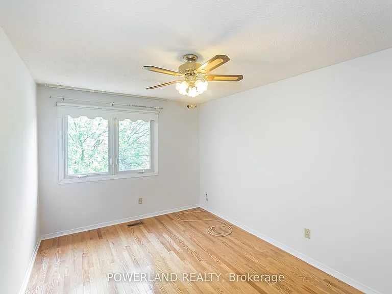 92 Nightstar Dr — Photo 18