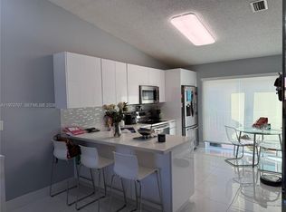 7738 W 34th Ln #15-201, Hialeah, FL 33018