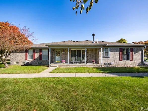 48581 Edgemont Ct, Shelby Township, MI 48315