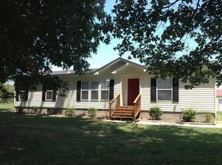 479 Simmons Cemetery Rd, Herndon, KY 42236