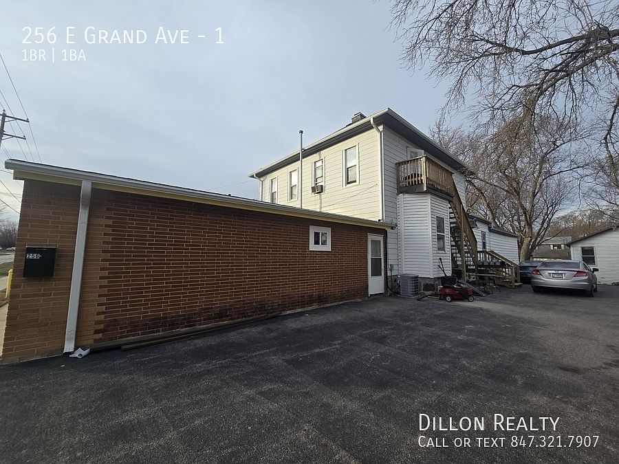 1st image of 256 E Grand Ave APT 1