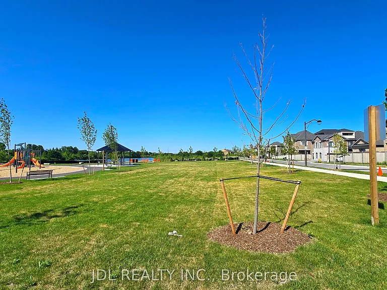 87 Albert Newell Dr — Photo 29