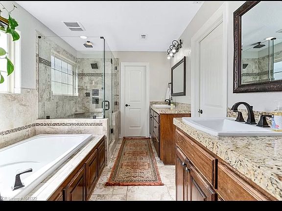 5th image of 8627 Reata St