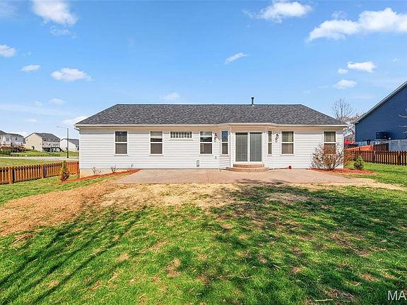 4th image of 2522 Bear Creek Dr
