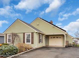 12 Edgeware Pl, Manchester, NJ